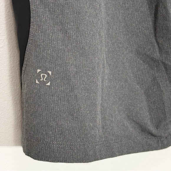 Lululemon Namaste At The Beach Short II *9" in grey/black size 38 - Picture 3 of 6